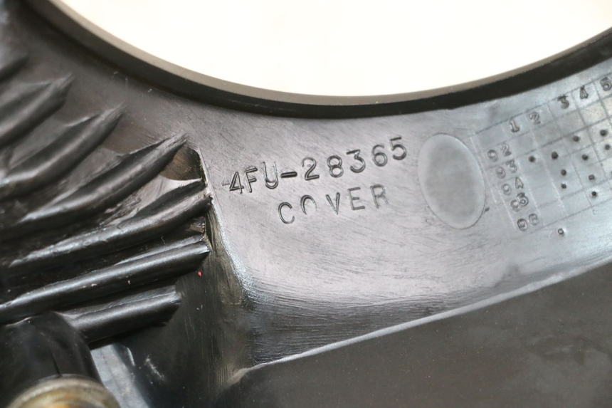 photo de FRONT MIDDLE PANEL YAMAHA TDR DELTABOX 125 (1997 - 2003) - Component detail