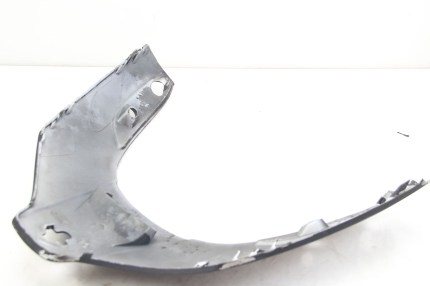 photo de FRONT FAIRING JUNCTION PIAGGIO X8 125 (2004 - 2007) - Zoom on usage condition
