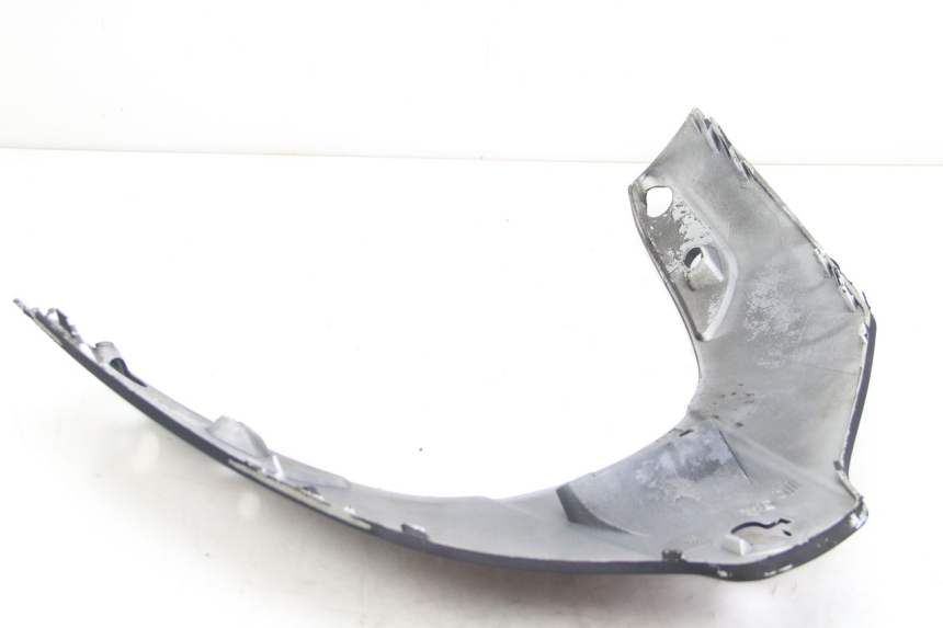 photo de FRONT FAIRING JUNCTION PIAGGIO X8 125 (2004 - 2007) - Alternative perspective