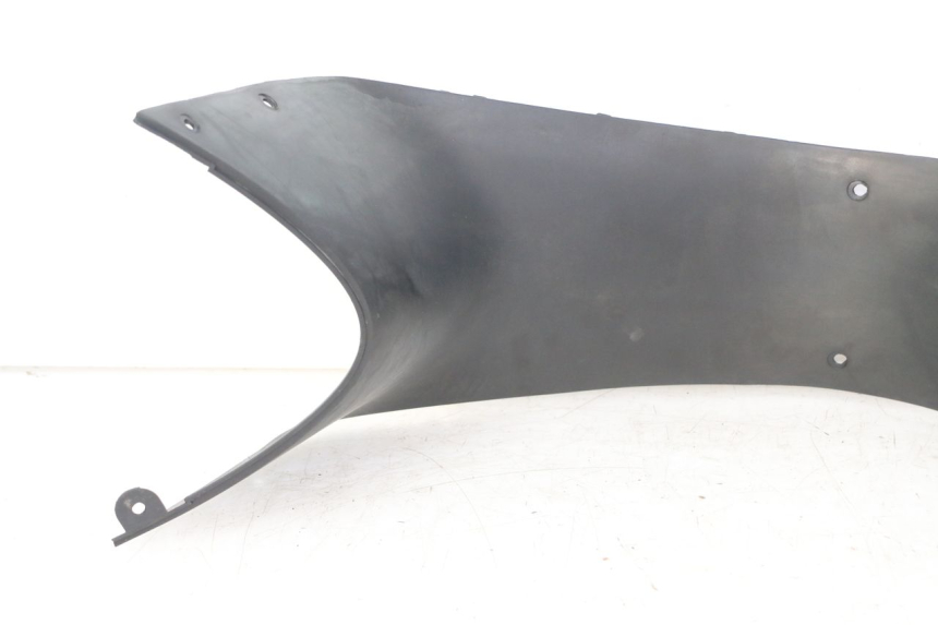 photo de FOOTREST JUNCTION BMW C1 125 (2000 - 2003) - Surface and material condition