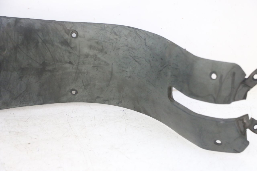 photo de FOOTREST JUNCTION BMW C1 125 (2000 - 2003) - Checked used part