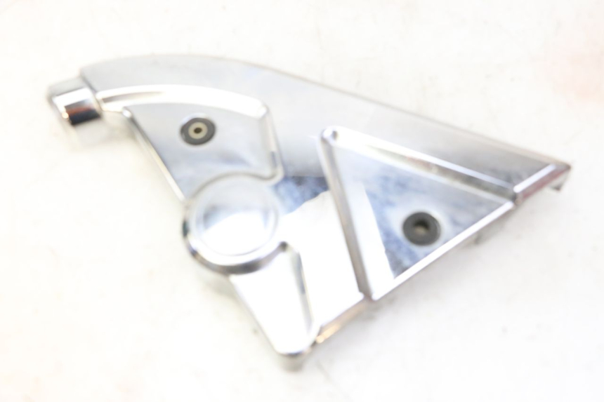 photo de RIGHT MIDDLE FLOOR PANEL HYOSUNG GV AQUILA 125 (2000 - 2009) - Markings and original references