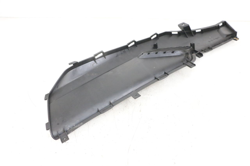 photo de RIGHT FOOTREST BRACKET KYMCO DINK STREET ABS 125 (2011 - 2018) - Component detail