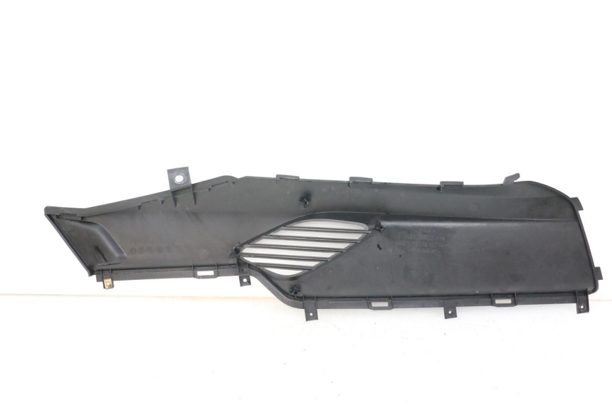 photo de RIGHT MIDDLE FLOOR PANEL KYMCO DINK STREET 125 (2009 - 2014) - Alternative perspective