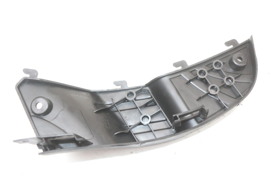 photo de RIGHT MIDDLE FLOOR PANEL SYM FIDDLE 2 50 (2008 - 2013) - Surface and material condition