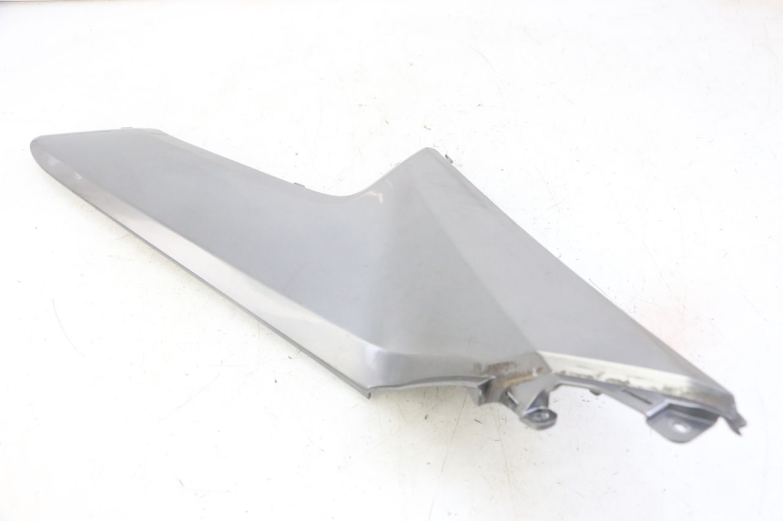 photo de RIGHT FOOTPEG JUNCTION HONDA FORZA ABS 300 (2013 - 2017) - Product overview