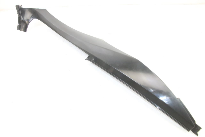 photo de RIGHT MIDDLE FLOOR PANEL PIAGGIO MP3 500 (2014 - 2017) - Alternative perspective