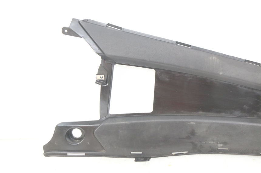 photo de RIGHT FOOTREST JOINT GILERA NEXUS 125 (2009 - 2013) - Technical close-up