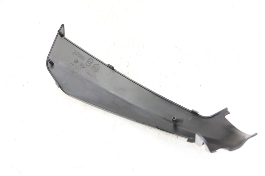 photo de RIGHT MIDDLE FLOOR PANEL PIAGGIO NRG POWER PUREJET 50 (2018 - 2021) - Component detail