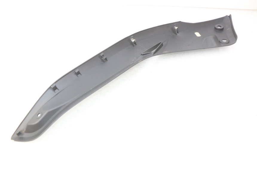 photo de RIGHT FOOTREST BRACKET YAMAHA X-MAX XMAX 125 (2010 - 2013) - Component detail