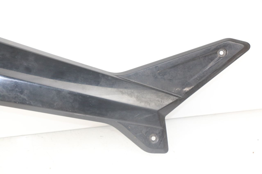 photo de RIGHT MIDDLE FLOOR PANEL YAMAHA XP T-MAX TMAX ABS 530 (2012 - 2015) - Distinctive features