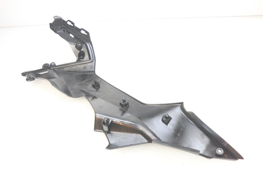 photo de RIGHT FOOTREST BRACKET KAWASAKI Z 650 (2016 - 2019) - Alternative perspective