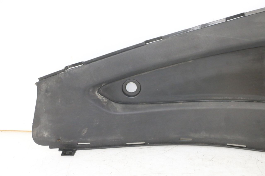 photo de LEFT MIDDLE FLOOR PANEL GILERA NEXUS 300 (2008 - 2013) - Product overview