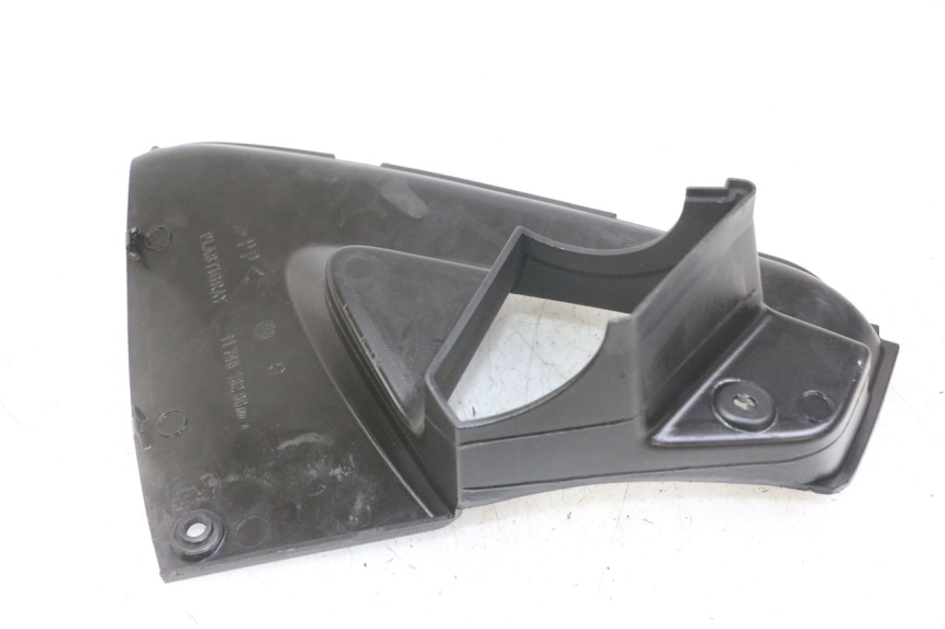 photo de LEFT MIDDLE FLOOR PANEL PEUGEOT JET FORCE CARBU 50 (2003 - 2016) - Alternative perspective