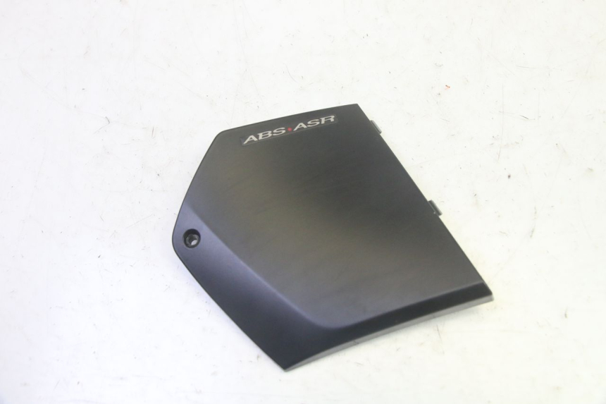 photo de LEFT MIDDLE FLOOR PANEL PIAGGIO MP3 HPE 350 (2018 - 2020) - Main view