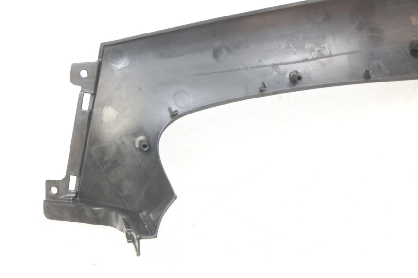 photo de LEFT FOOTREST BRACKET PIAGGIO MP3 LT 300 (2010 - 2016) - Alternative perspective