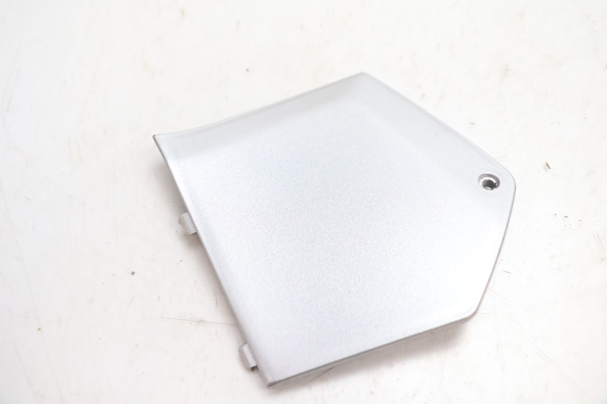 photo de LEFT FOOTREST BRACKET PIAGGIO MP3 LT 300 (2010 - 2016) - Component detail