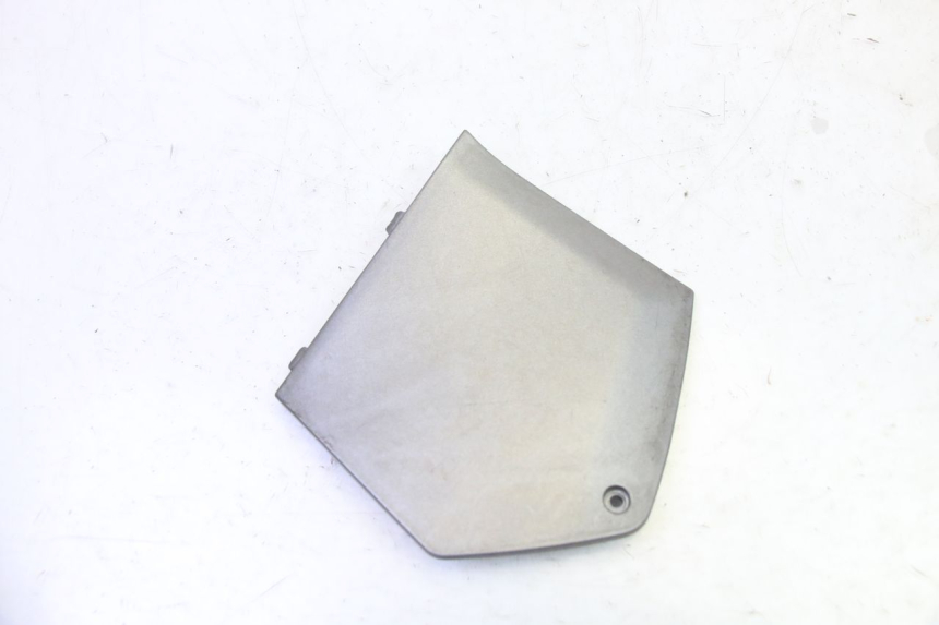 photo de LEFT MIDDLE FLOOR PANEL PIAGGIO MP3 125 (2006 - 2014) - Component detail