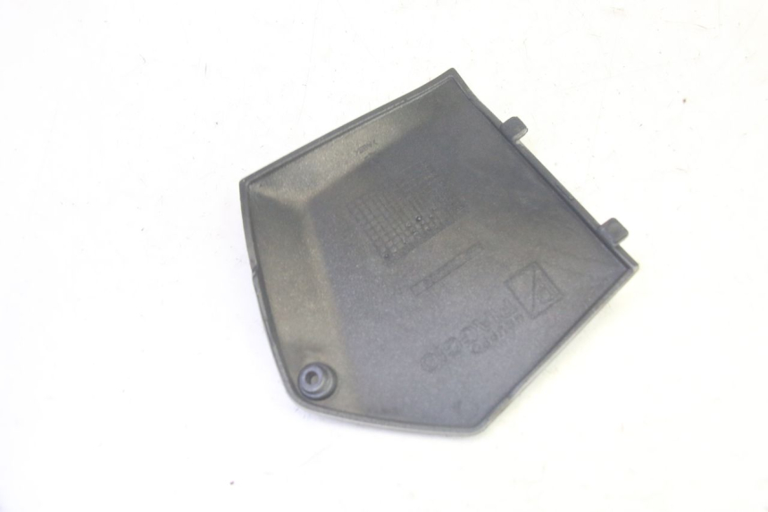 photo de LEFT MIDDLE FLOOR PANEL PIAGGIO MP3 RL 250 (2006 - 2010) - Alternative perspective