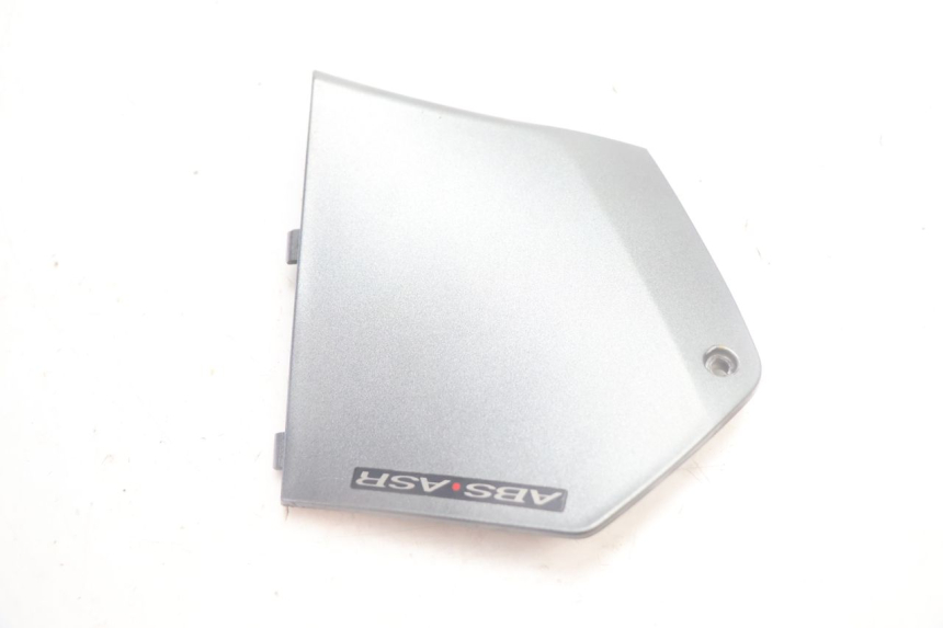 photo de LEFT MIDDLE FLOOR PANEL PIAGGIO MP3 500 (2016 - 2018) - Component detail