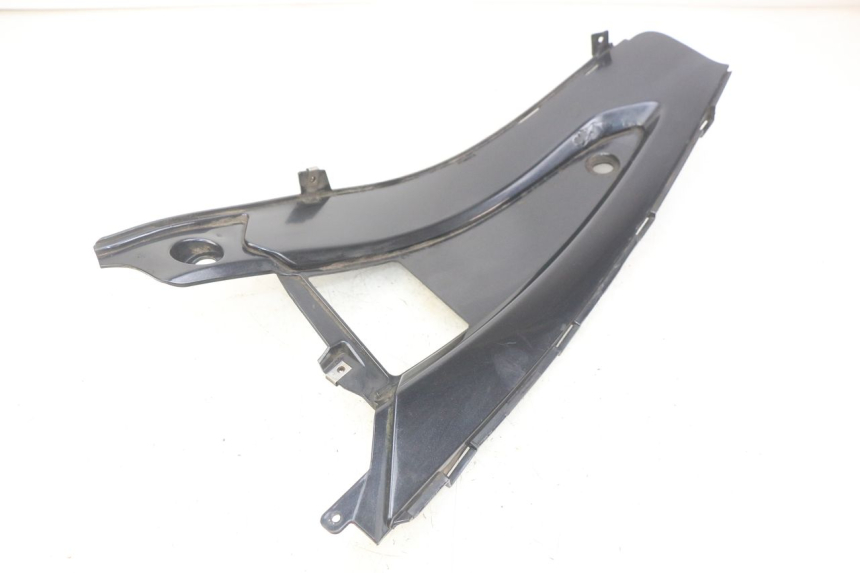 photo de LEFT FOOTREST BRACKET GILERA NEXUS 125 (2007 - 2009) - Fixing points details