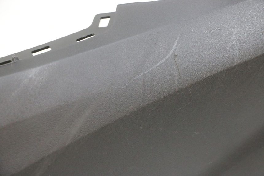 photo de LEFT MIDDLE FLOOR PANEL YAMAHA TRICITY 300 (2020 - 2024) - Product overview