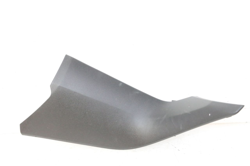 photo de LEFT MIDDLE FLOOR PANEL YAMAHA XMAX X-MAX 125 (2021 - 2025) - Main view