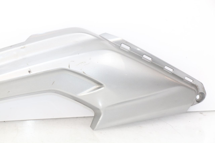 photo de LEFT FOOTREST JOINT TGB X-MOTION XMOTION 125 (2008 - 2014) - Technical close-up