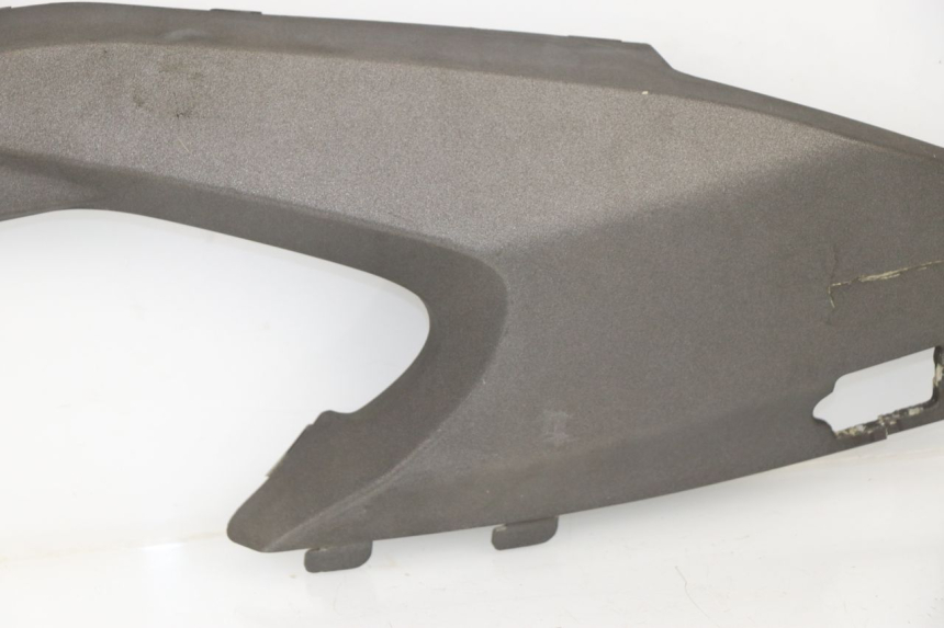 photo de LEFT MIDDLE FLOOR PANEL KYMCO XCITING 500 (2007 - 2010) - Component zoom