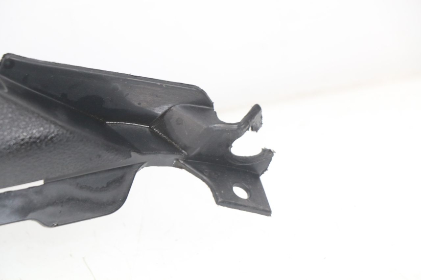 photo de LEFT MIDDLE FLOOR PANEL YAMAHA YP T-MAX TMAX 530 (2017 - 2020) - Checked used part