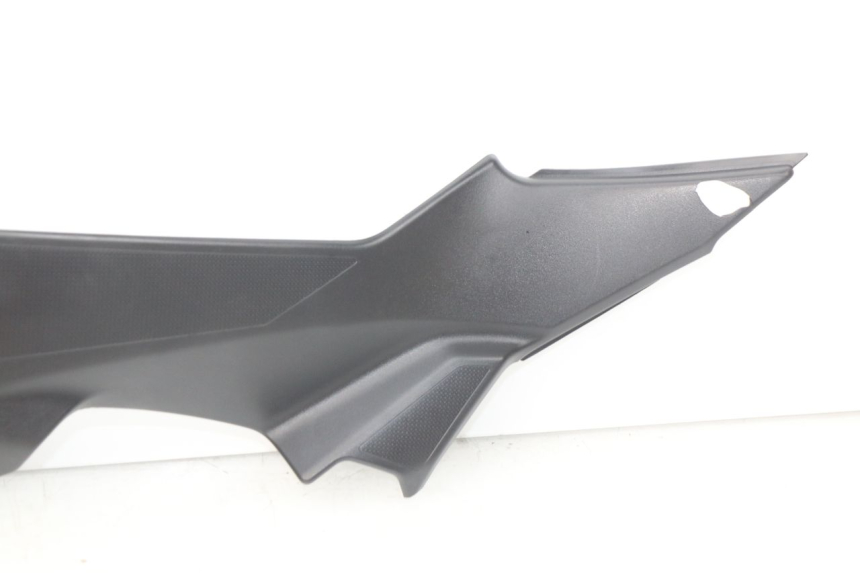 photo de LEFT FOOTREST BRACKET KAWASAKI Z 650 (2016 - 2019) - Surface and material condition