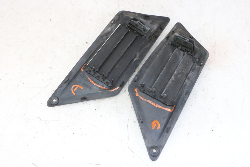 photo de MIDDLE FLOOR PANEL GILERA NEXUS 300 (2008 - 2013) - Product overview