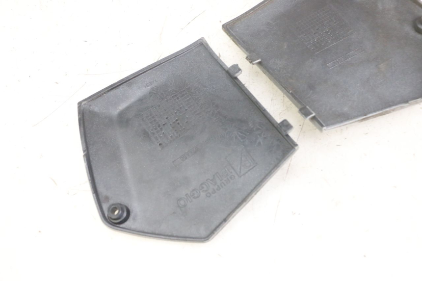 photo de MIDDLE FLOOR PANEL PIAGGIO MP3 LT 300 (2010 - 2016) - Component detail