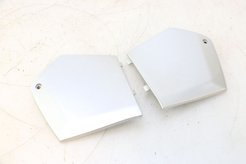 photo de FOOTREST JUNCTION PIAGGIO MP3 LT 400 (2007 - 2012) - Main view
