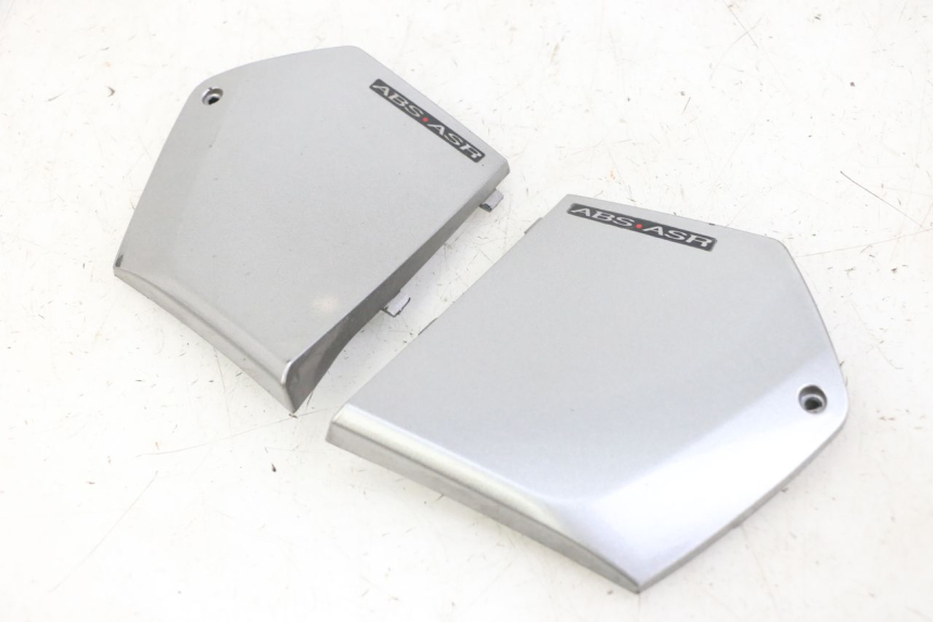 photo de FOOTREST JUNCTION PIAGGIO MP3 500 (2014 - 2017) - Main view