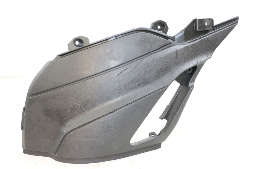 photo de MIDDLE FLOOR PANEL PIAGGIO NEW TYPHOON 50 (2018 - 2021) - Additional view of the item