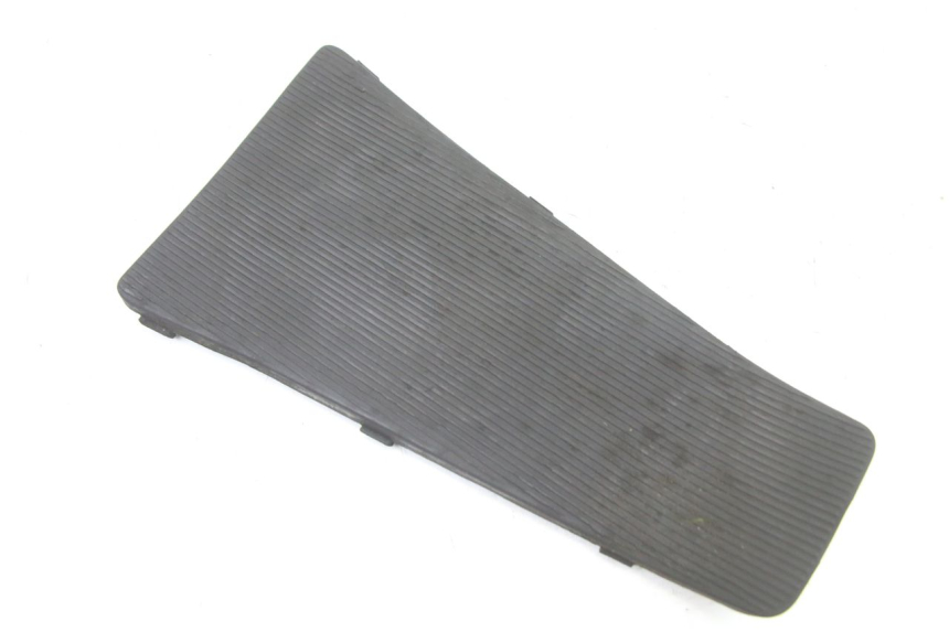 photo de FOOTREST JUNCTION PIAGGIO VESPA S 2T 50 (2007 - 2014) - Main view