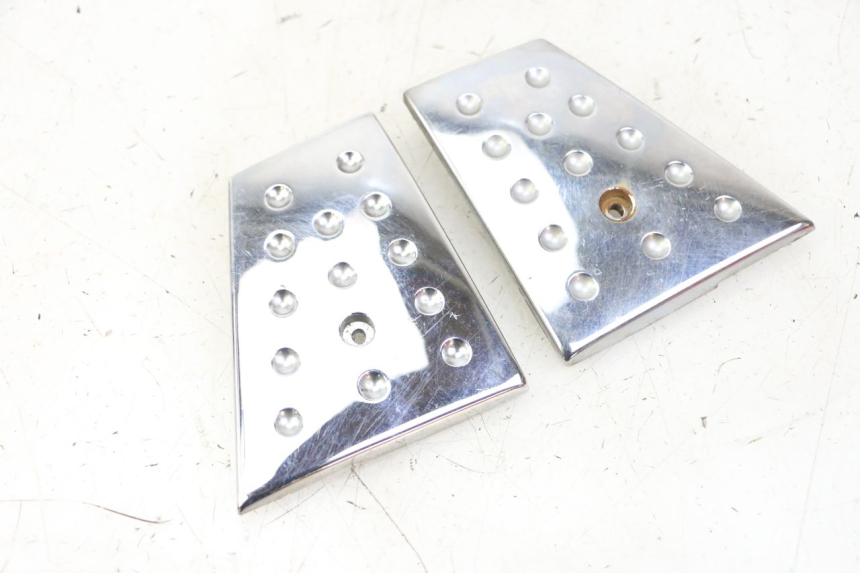 photo de FOOTREST JUNCTION PIAGGIO X8 125 (2004 - 2007) - Zoom on usage condition