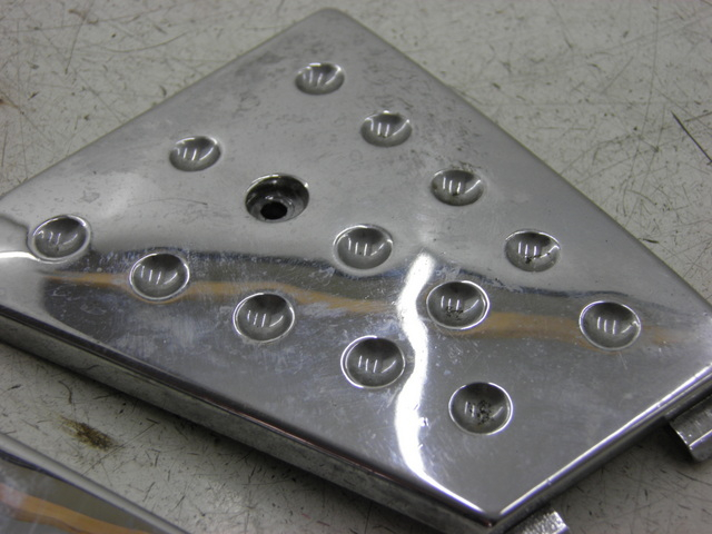 photo de MIDDLE FLOOR PANEL PIAGGIO XEVO - X EVO 125 (2010 - 2015) - Zoom on usage condition