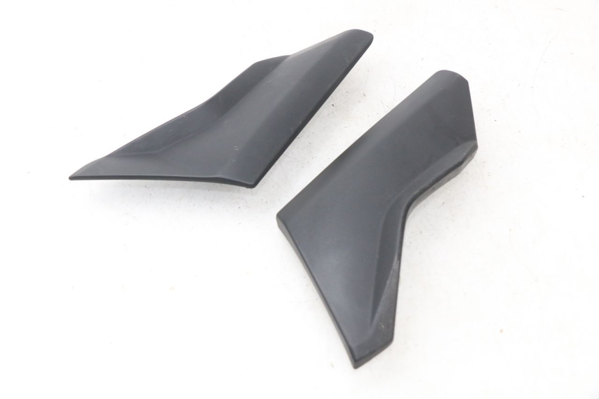 photo de MIDDLE FLOOR PANEL BMW R GS 1200 (2005 - 2007) - Zoom on usage condition