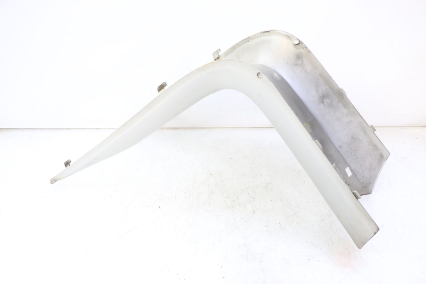 photo de MIDDLE FLOOR PANEL PEUGEOT SATELIS 125 (2006 - 2009) - High-resolution close-up