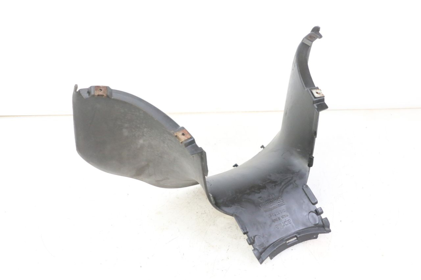photo de MIDDLE FLOOR PANEL APRILIA SCARABEO GT TOURING 125 (1999 - 2005) - Alternative perspective