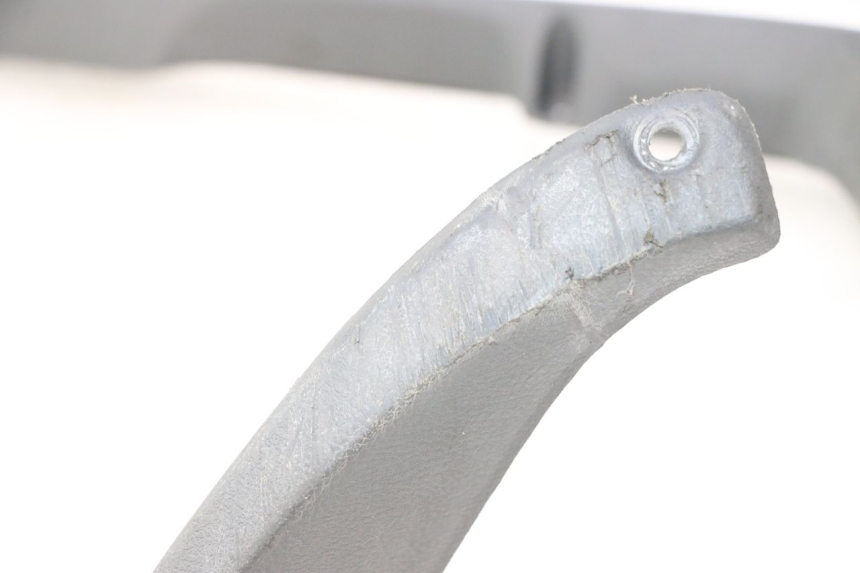 photo de MIDDLE FLOOR PANEL HONDA ST PAN EUROPEAN 1100 (1990 - 2002) - Technical close-up
