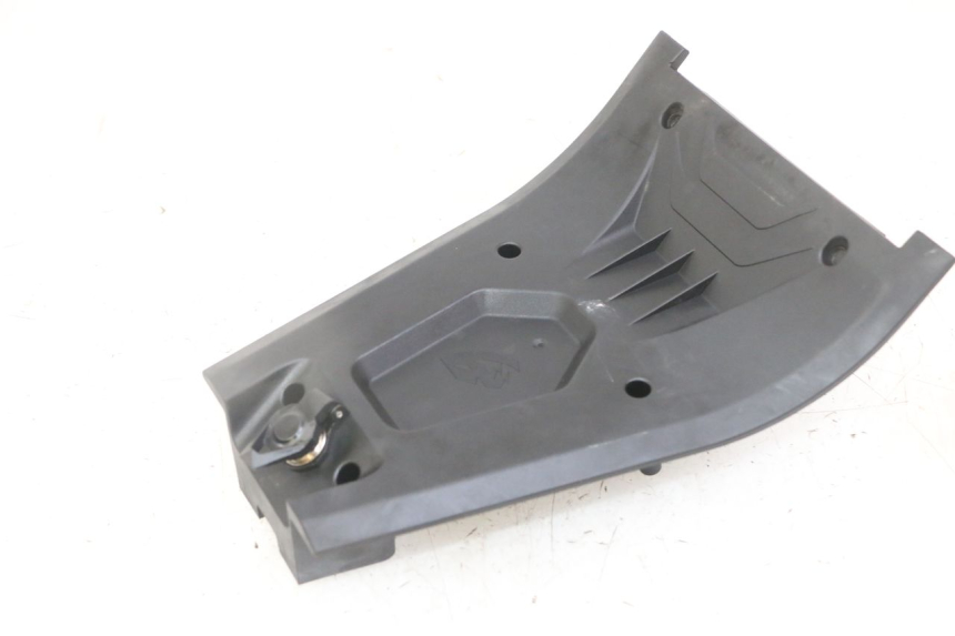 photo de FOOTPEG JUNCTION NAMI STELLAR 1 - Fixing points details