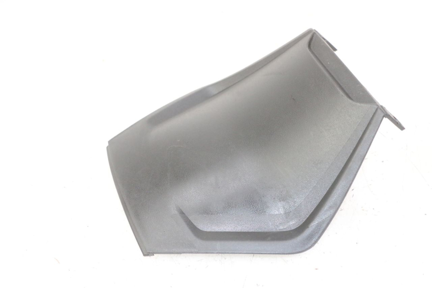 photo de FOOTREST JUNCTION APRILIA SXR 50 (2021 - 2023) - Alternative perspective