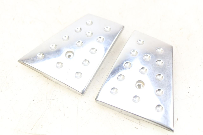 photo de FOOTREST JUNCTION PIAGGIO X8 125 (2004 - 2007) - Main view