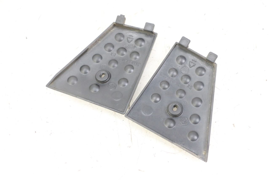 photo de FOOTREST JUNCTION PIAGGIO XEVO - X EVO 125 (2007 - 2017) - Component detail