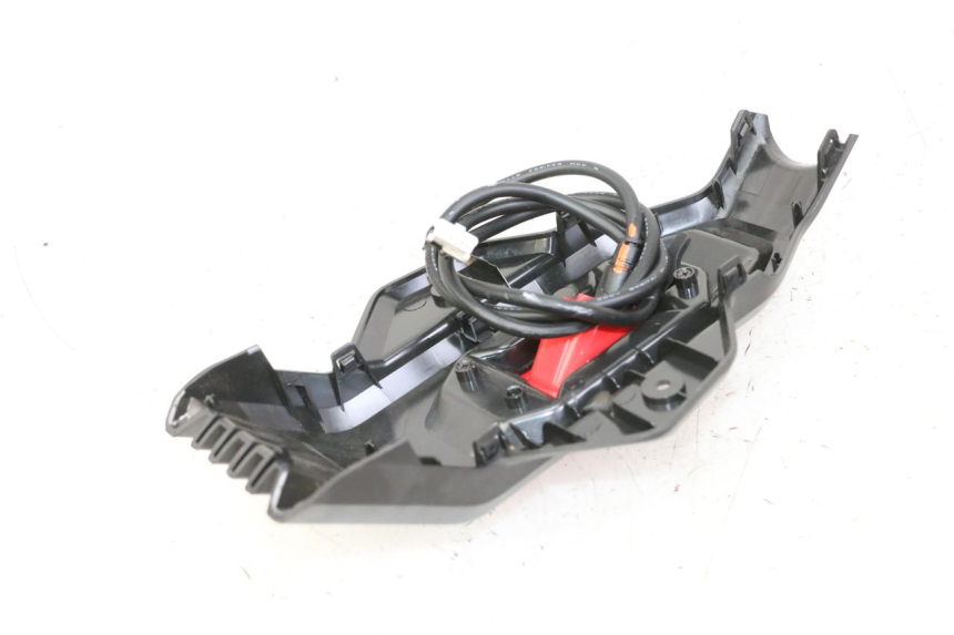 photo de MIDDLE FLOOR PANEL SEGWAY NINEBOT ZT3 PRO 1 - Fixing points details