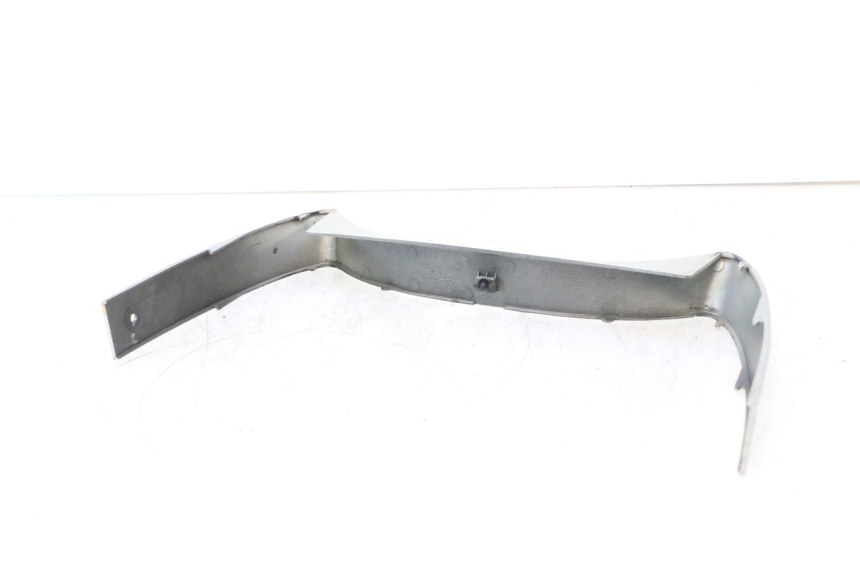 photo de MIDDLE FLOOR PANEL KAWASAKI ZZR 600 (1995 - 2004) - Surface and material condition