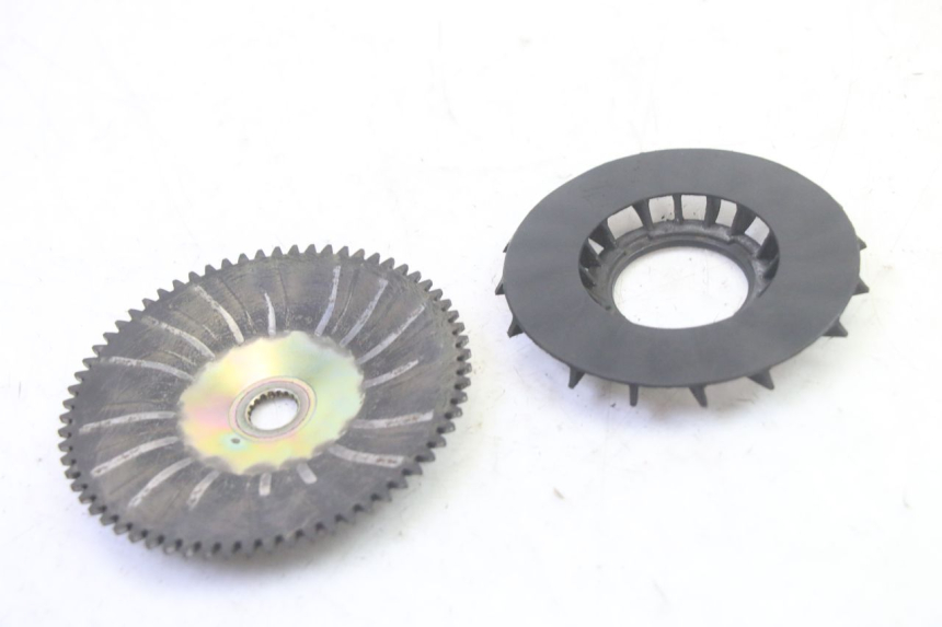 photo de VARIATOR PULLEY PLATE PIAGGIO FLY 4T 50 (2013 - 2017) - Component detail